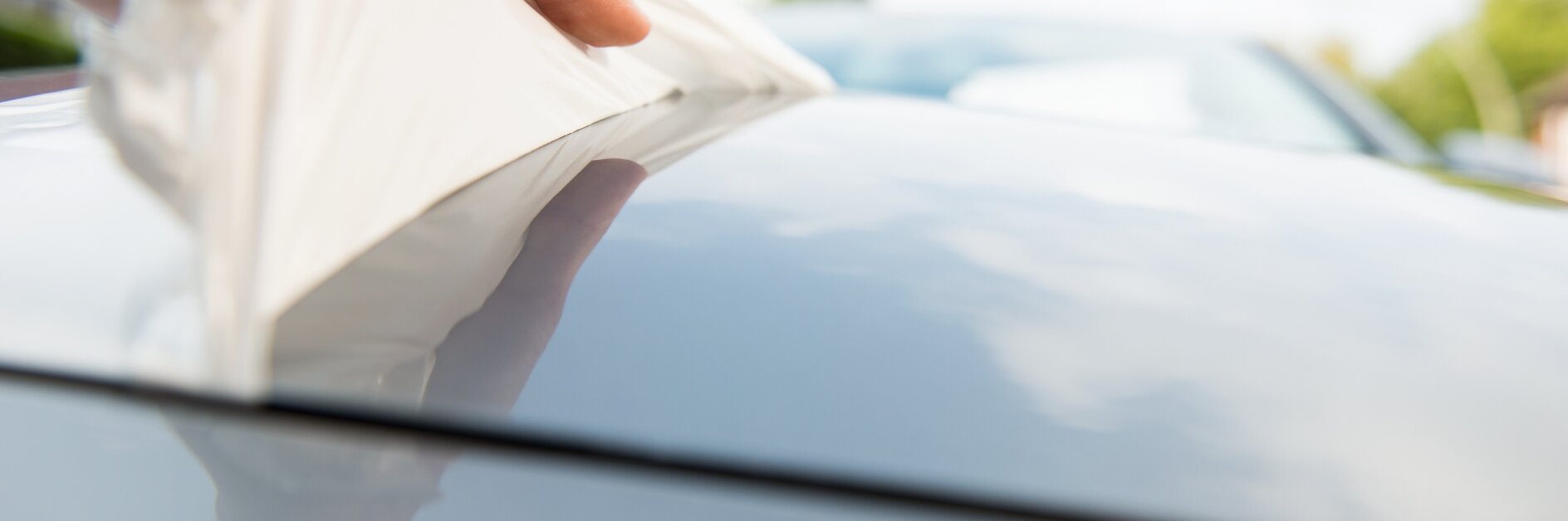 tesa? 汽車行業： 表面保護